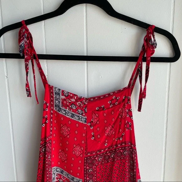 🛒✨Planet blue paisley print romper - Picture 2 of 10